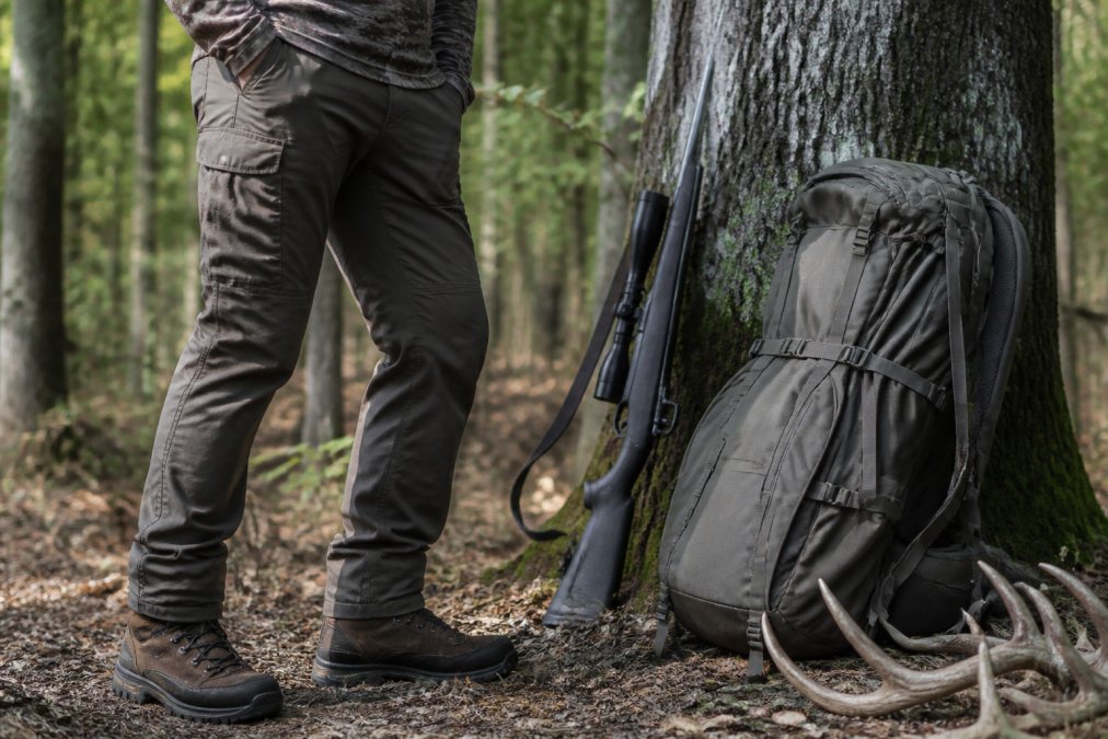 How to Pick Durable Hunting Pants: A Buyer's Guide