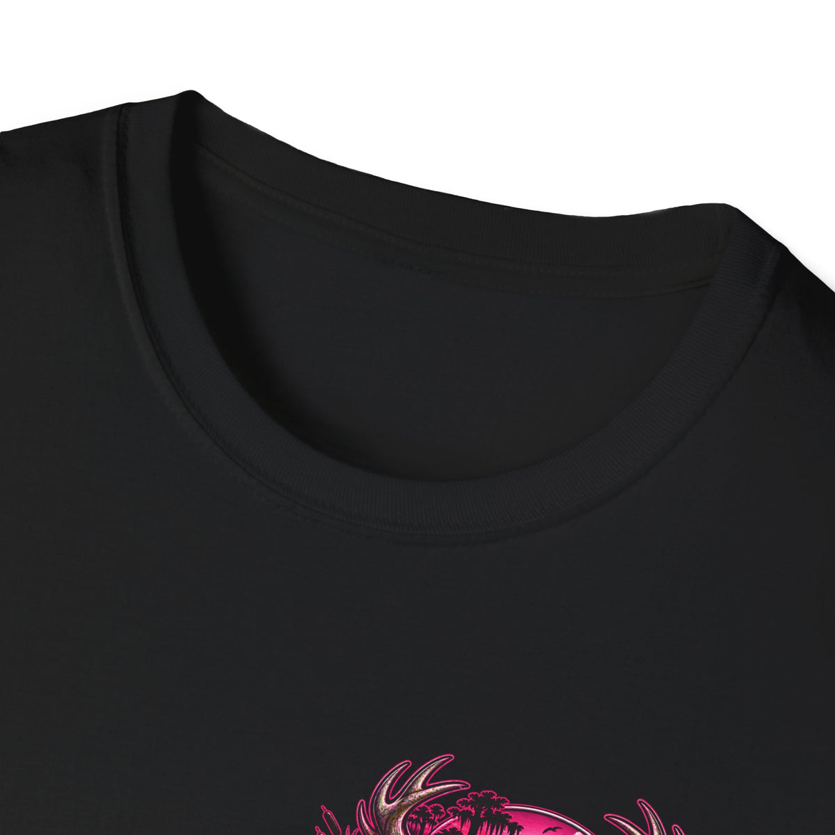 Women Wild at Heart Outdoor Backwater Graphic T-Shirt