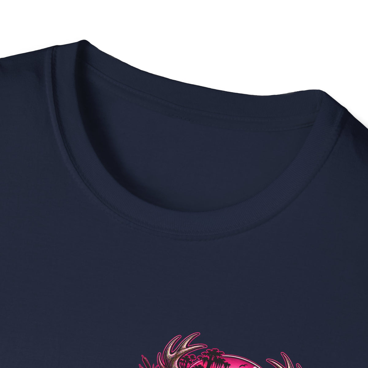 Women Wild at Heart Outdoor Backwater Graphic T-Shirt
